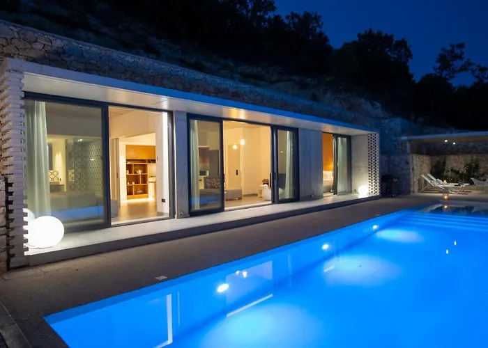 Sirina Of Blue Caves Complex With Amazing View Gurantees Calm And Mind Relaxation